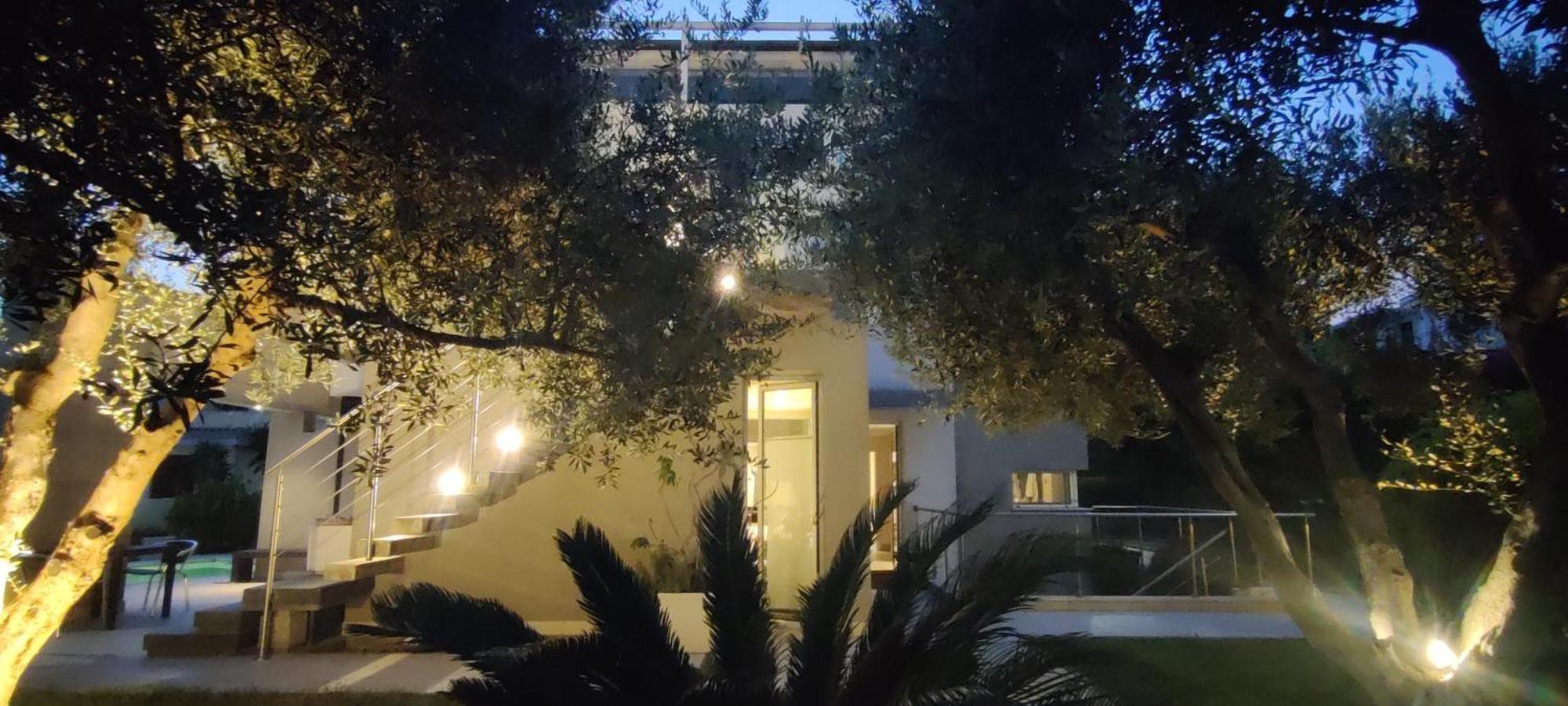 Bed and Breakfast Art House Margine Rosso Quartu SantʼElena Esterno foto
