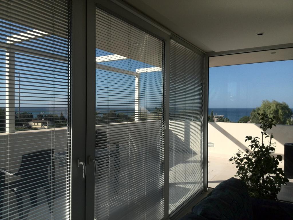 Bed and Breakfast Art House Margine Rosso Quartu SantʼElena Camera foto