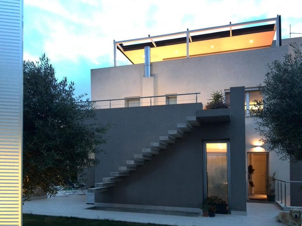Bed and Breakfast Art House Margine Rosso Quartu SantʼElena Camera foto