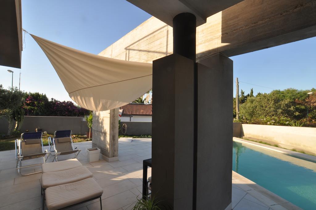Bed and Breakfast Art House Margine Rosso Quartu SantʼElena Esterno foto