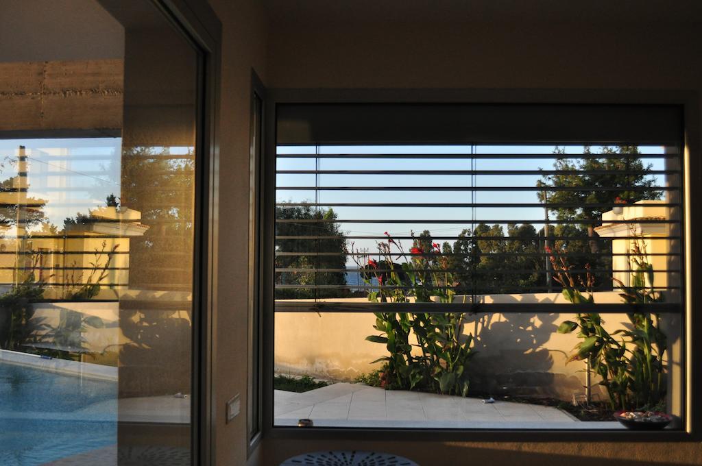 Bed and Breakfast Art House Margine Rosso Quartu SantʼElena Esterno foto