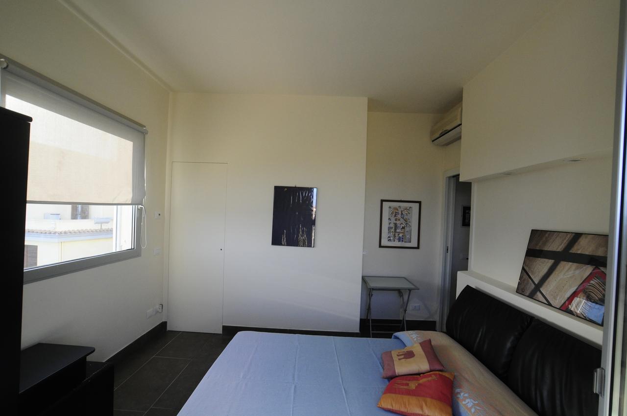 Bed and Breakfast Art House Margine Rosso Quartu SantʼElena Esterno foto